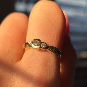 14k Yellow Gold Diamond Ring